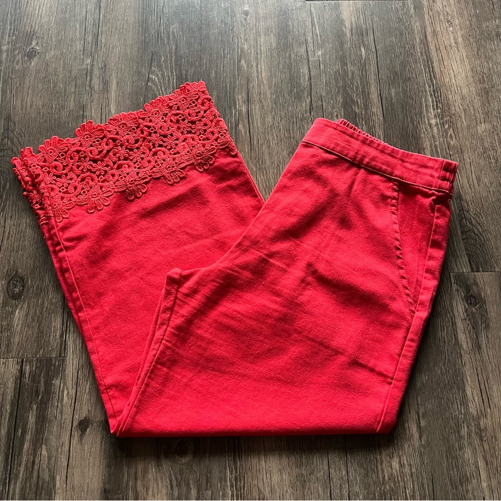 Solitaire Red Lace Trim Cropped Pants Sz S